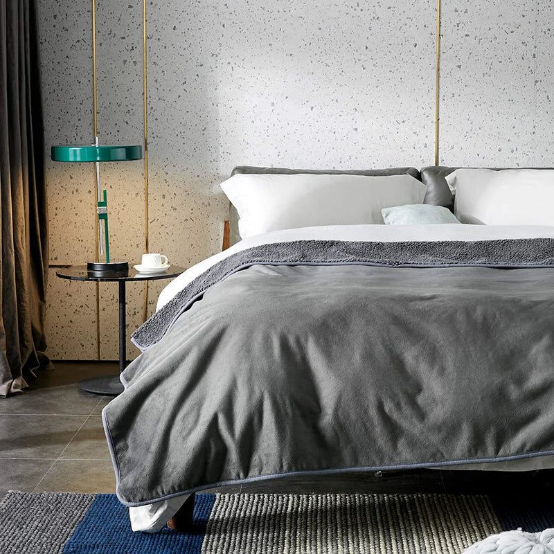 Coperta impermeabile ai liquidi