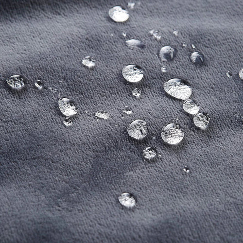 Coperta impermeabile ai liquidi